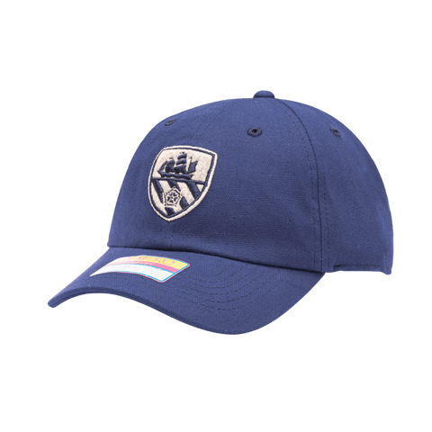 Manchester City Swatch Classic Adjustable in unstructured low crown, curved peak brim, and adjustable flip buckle closure, in Navy